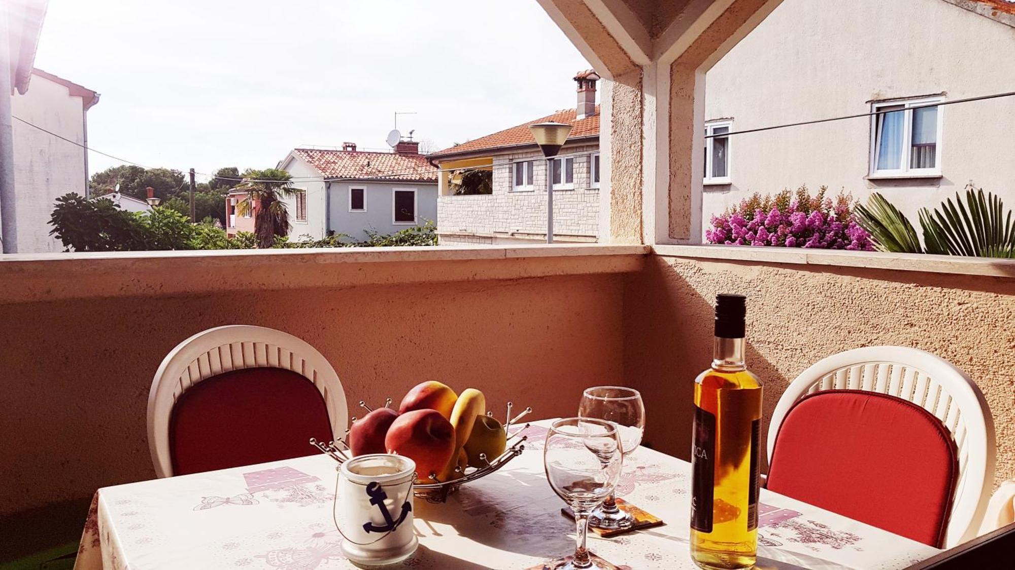 Familija Cvitkovic Apartment Funtana Bilik gambar